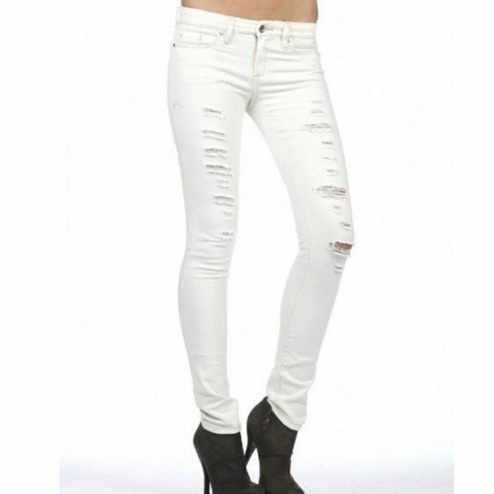 Blank NYC white ripped jeans NWOT